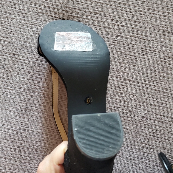 Suede black sandals - Picture 12 of 12